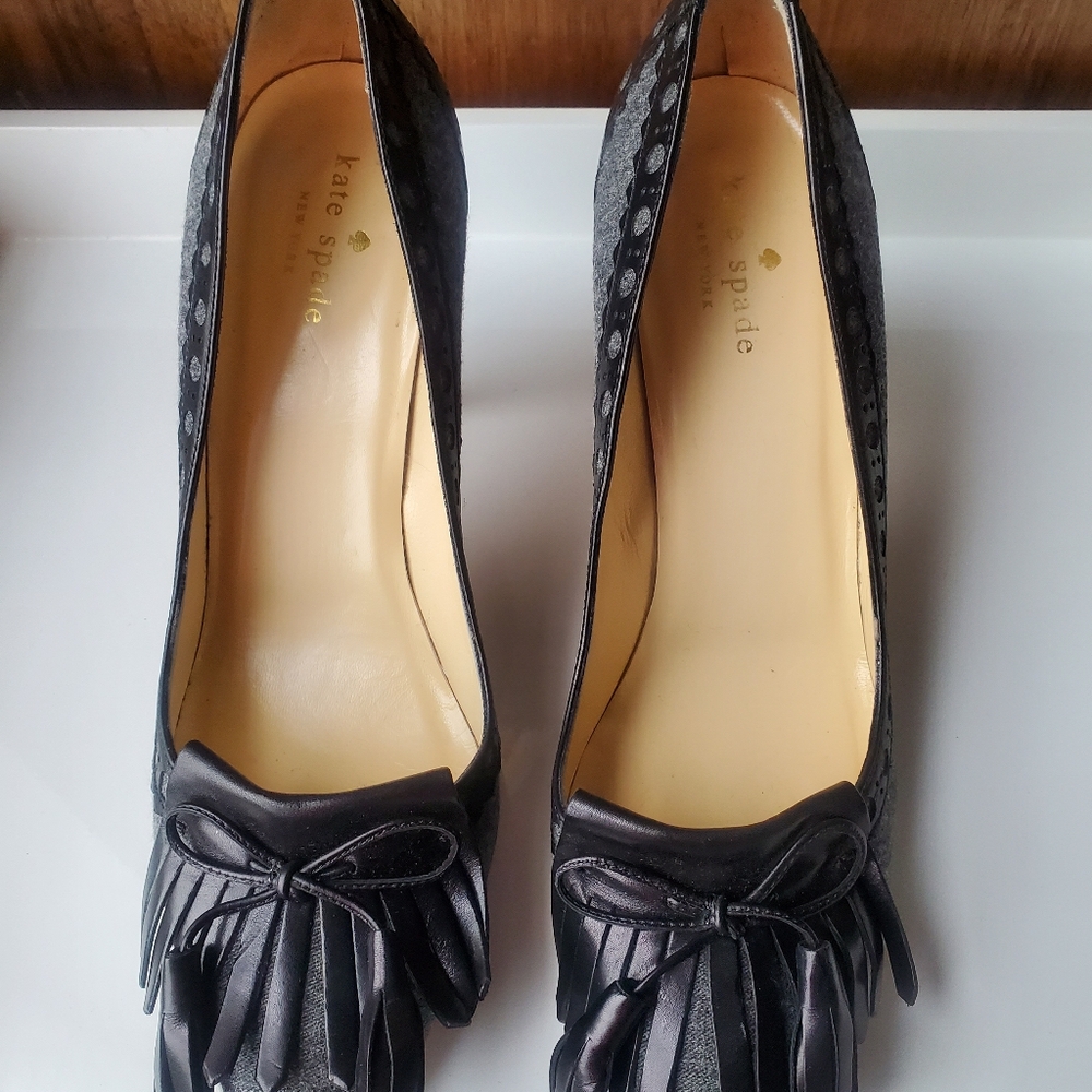 Kate Spade Deanna Gray Flannel and Black Calfskin Pumps - Picture 4 of 11